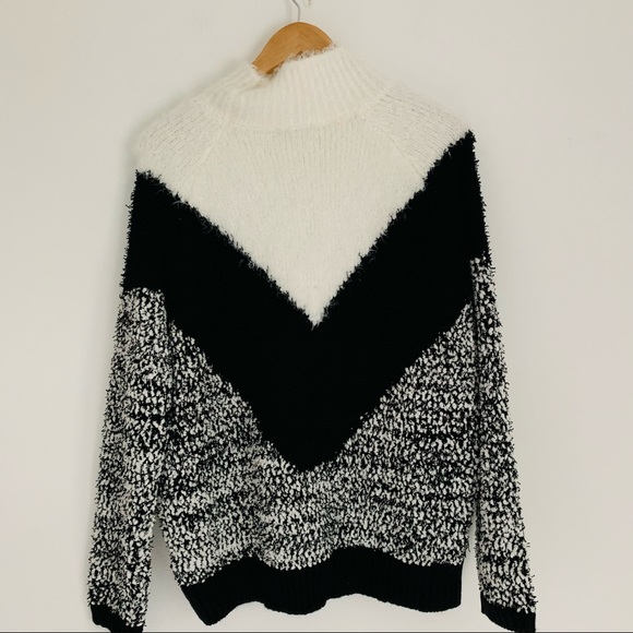 Bar III Sweater Black White and Oversized - Picture 5 of 7